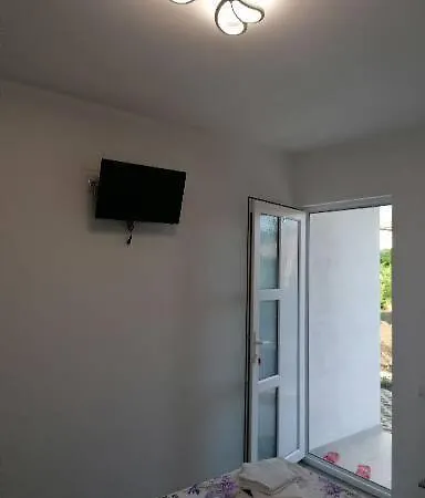 Casa Gyomar Vama Veche